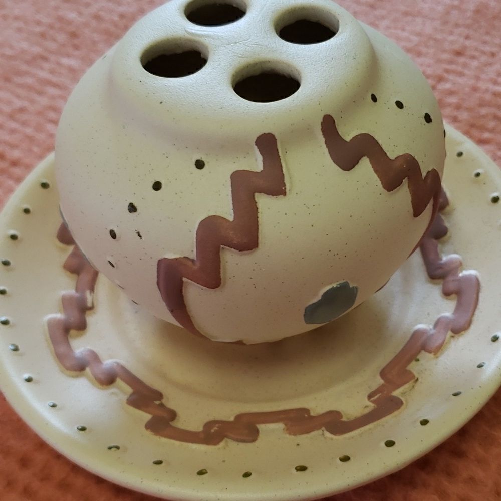 Hand-painted SUN DANCE Soap Dish & Toothbrush Holder / flower vase / pen…